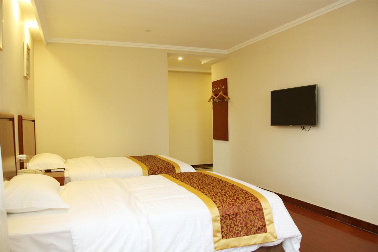 Greentree Inn Shandong Jinan Gaoxin District South Gongye Road Middle Aoti Road Express Hotel Екстер'єр фото